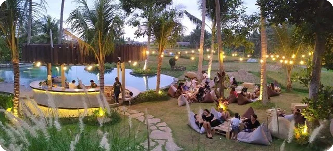 Kelapa Muda Ubud Pool Bar  & Kitchen